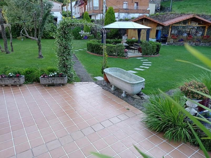 Hotel La Casa Del Agua 56 à Limpias Extérieur photo
