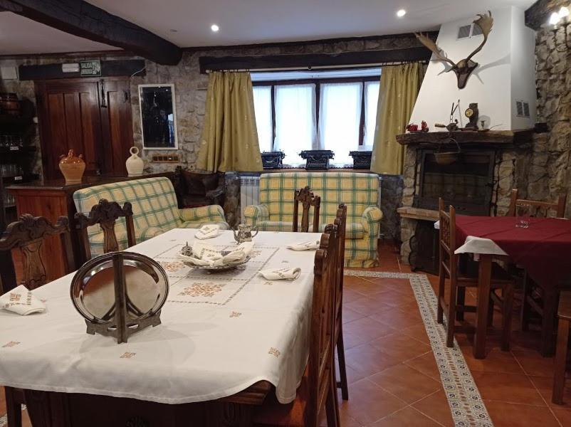 Hotel La Casa Del Agua 56 à Limpias Extérieur photo