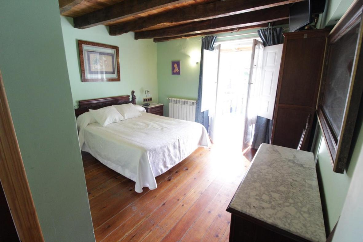 Hotel La Casa Del Agua 56 à Limpias Extérieur photo