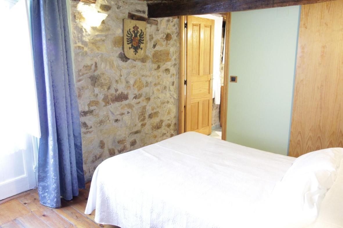 Hotel La Casa Del Agua 56 à Limpias Extérieur photo